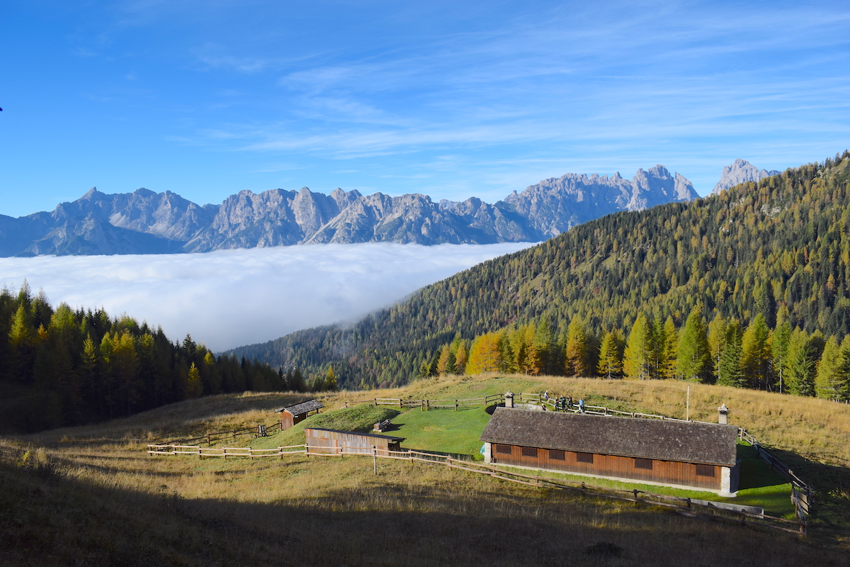 MALGA MONTEMAGGIORE BIVACCO FRANCESCUTTO MALGA MONTEMAGGIORE BIVACCO FRANCESCUTTO