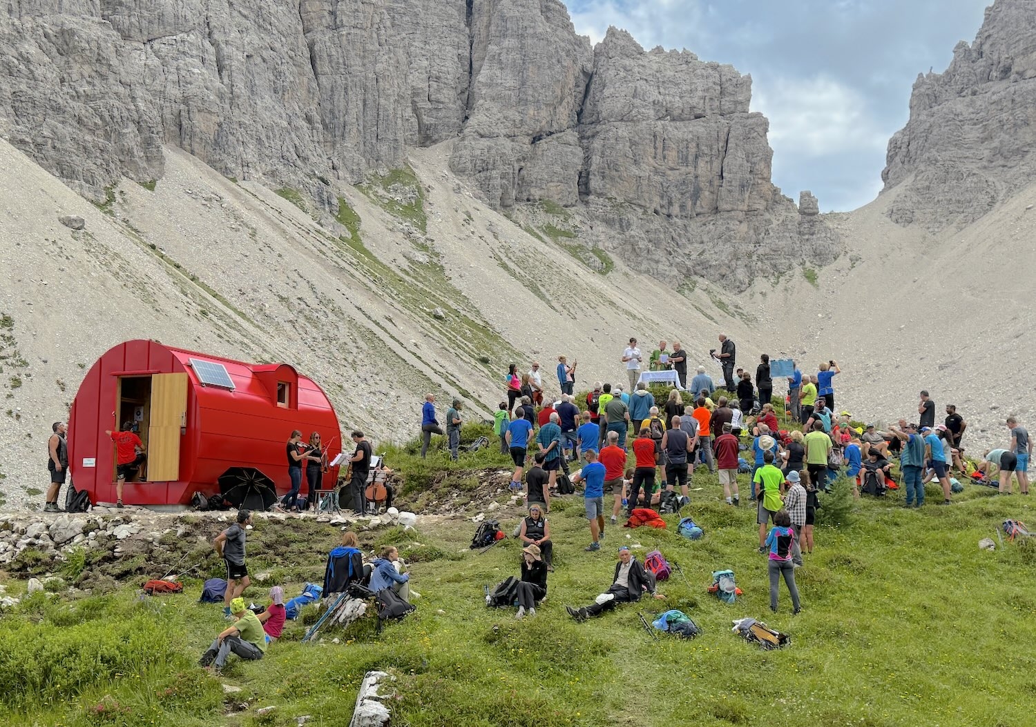 Inaugurato il nuovo bivacco Vaccari